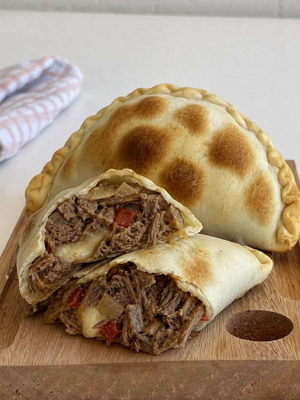 Empanada - Vacío con provolone